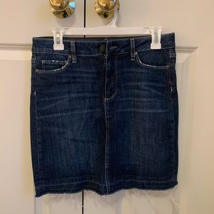 Paige Dark-Wash Elaina Released Hem Denim Skirt